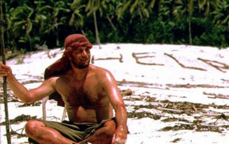 castaway_hanks_on_beach