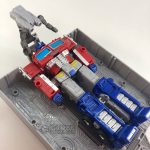 earthrise Optimus-08